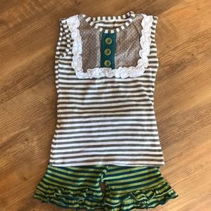 Persnickety two piece size 3 outfit